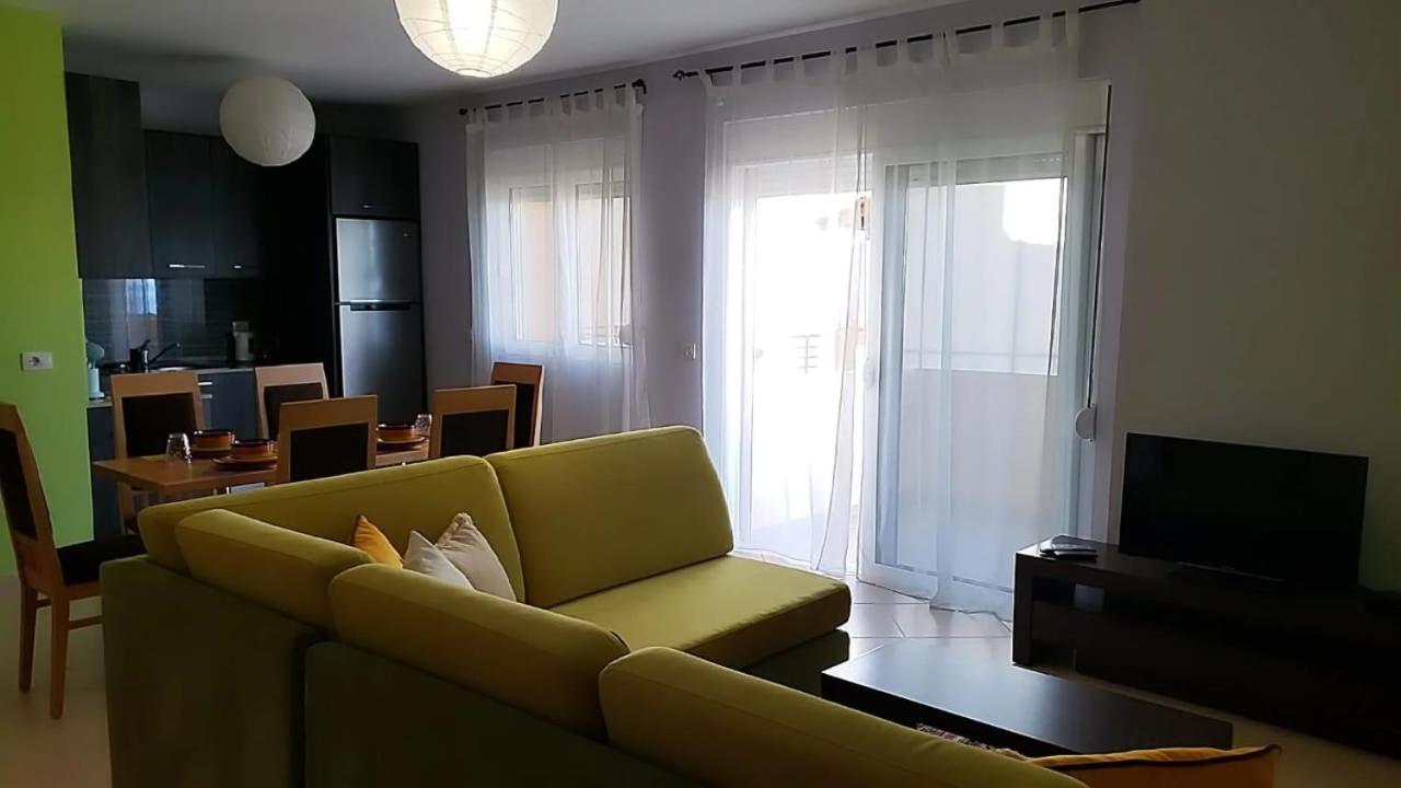 Rezidenca E Kalter Apartments Sarandë Eksteriør bilde